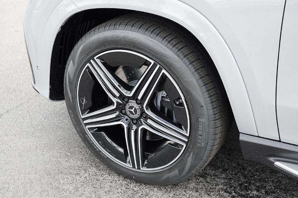 new 2026 Mercedes-Benz GLE 350 car, priced at $65,890