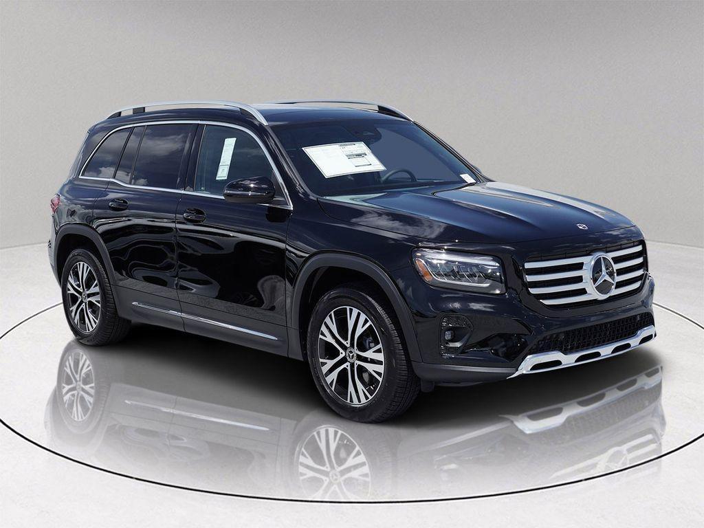 new 2025 Mercedes-Benz GLB 250 car, priced at $45,221