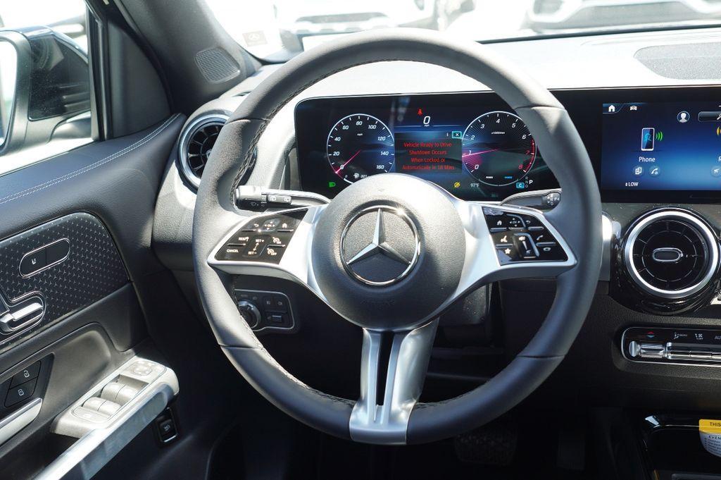 new 2025 Mercedes-Benz GLB 250 car, priced at $45,221