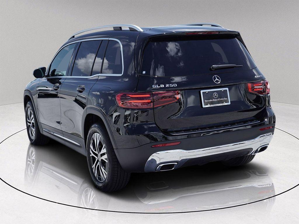new 2025 Mercedes-Benz GLB 250 car, priced at $45,221
