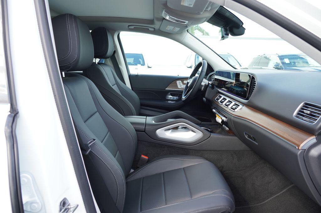 new 2026 Mercedes-Benz GLE 350 car, priced at $67,580