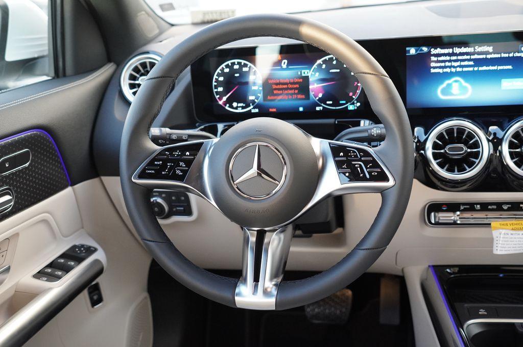 new 2026 Mercedes-Benz GLA 250 car, priced at $47,030