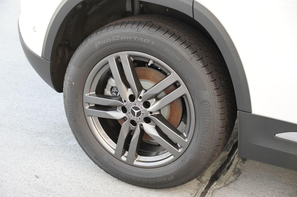 new 2026 Mercedes-Benz GLA 250 car, priced at $47,030