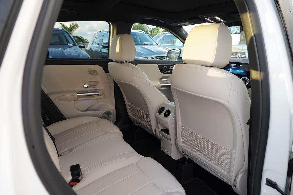 new 2026 Mercedes-Benz GLA 250 car, priced at $47,030