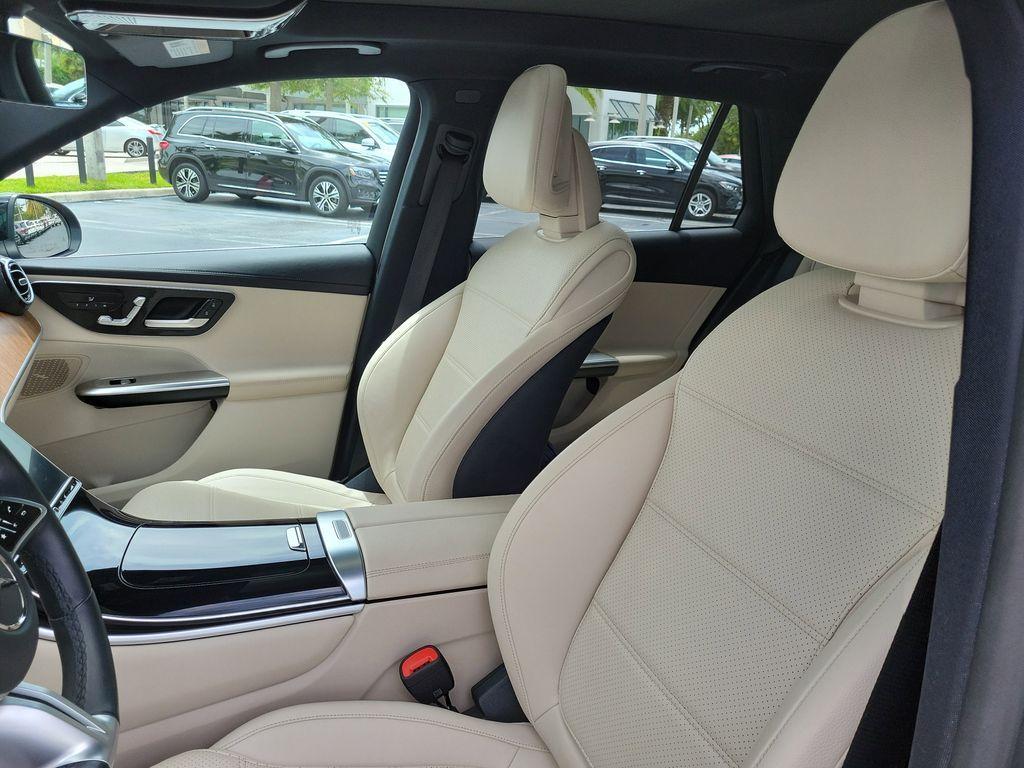 used 2024 Mercedes-Benz GLC 300 car, priced at $43,048