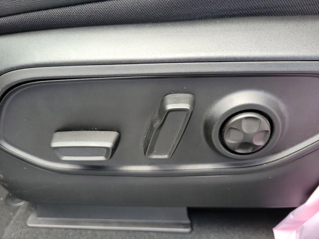 used 2024 Jeep Grand Cherokee car, priced at $37,325