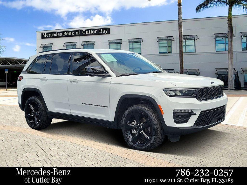 used 2024 Jeep Grand Cherokee car, priced at $37,325