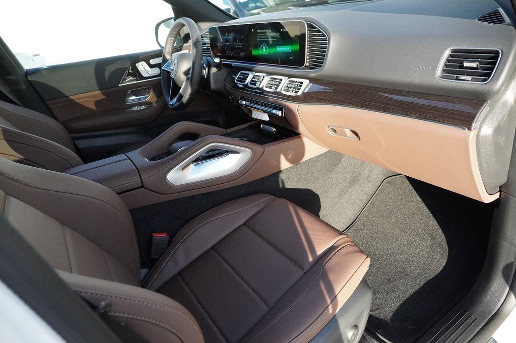 new 2026 Mercedes-Benz GLE 450 car, priced at $80,620