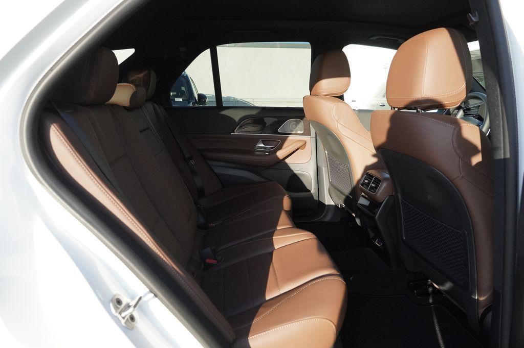 new 2026 Mercedes-Benz GLE 450 car, priced at $80,620