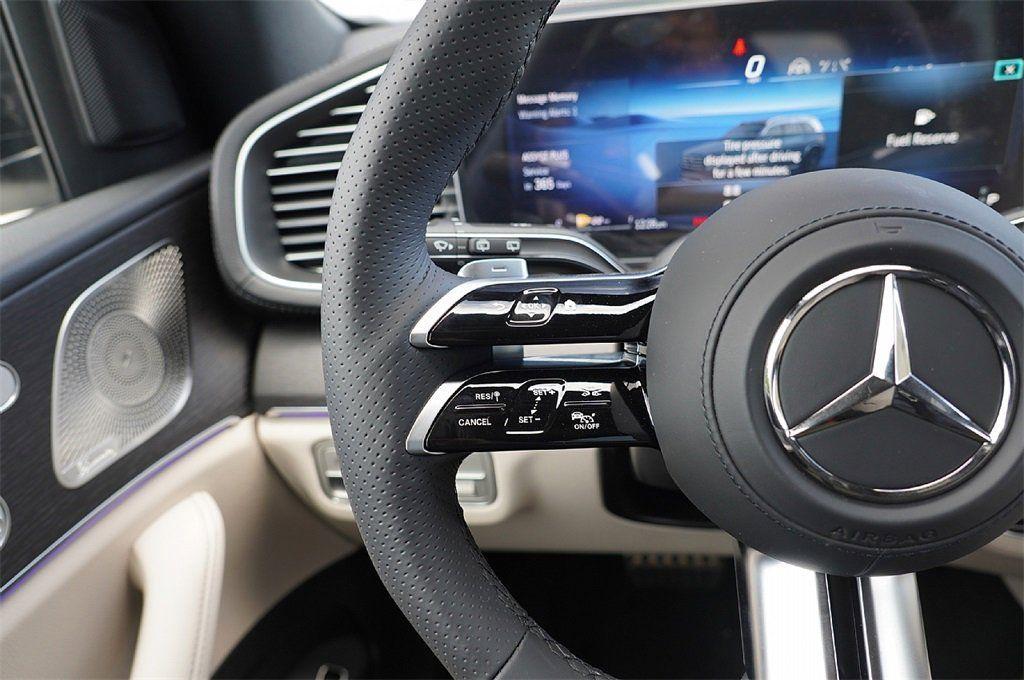 new 2025 Mercedes-Benz GLS 450 car, priced at $97,760