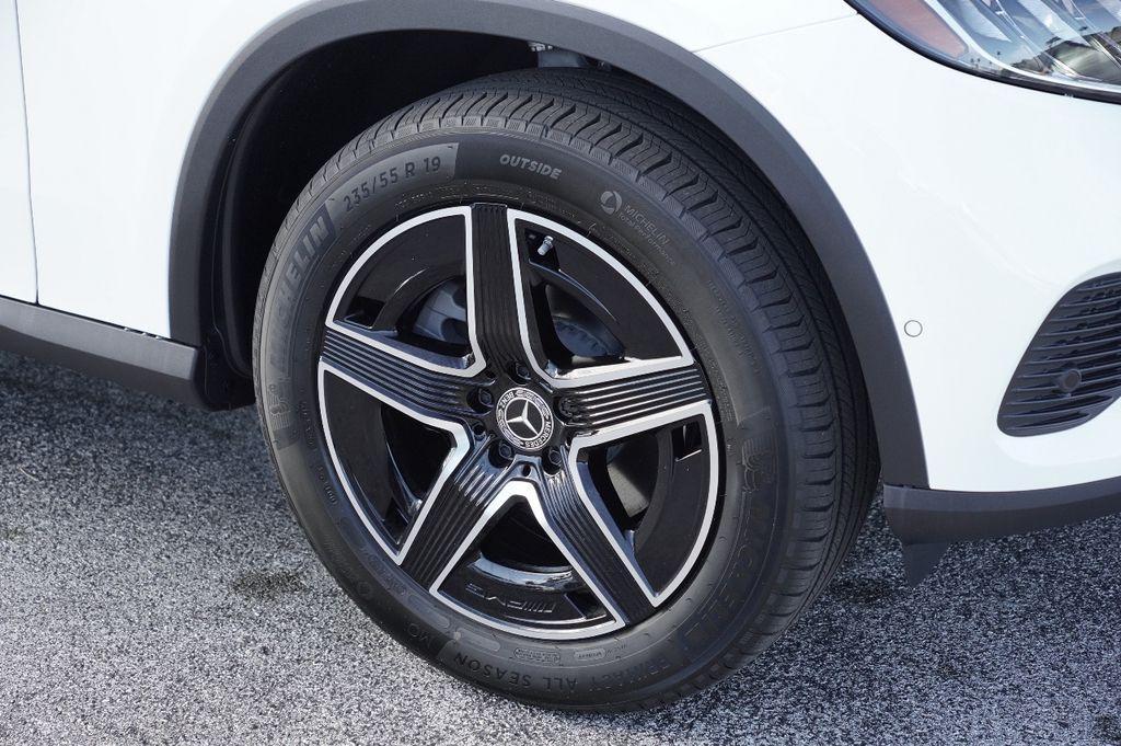 new 2026 Mercedes-Benz GLC 300 car, priced at $56,150