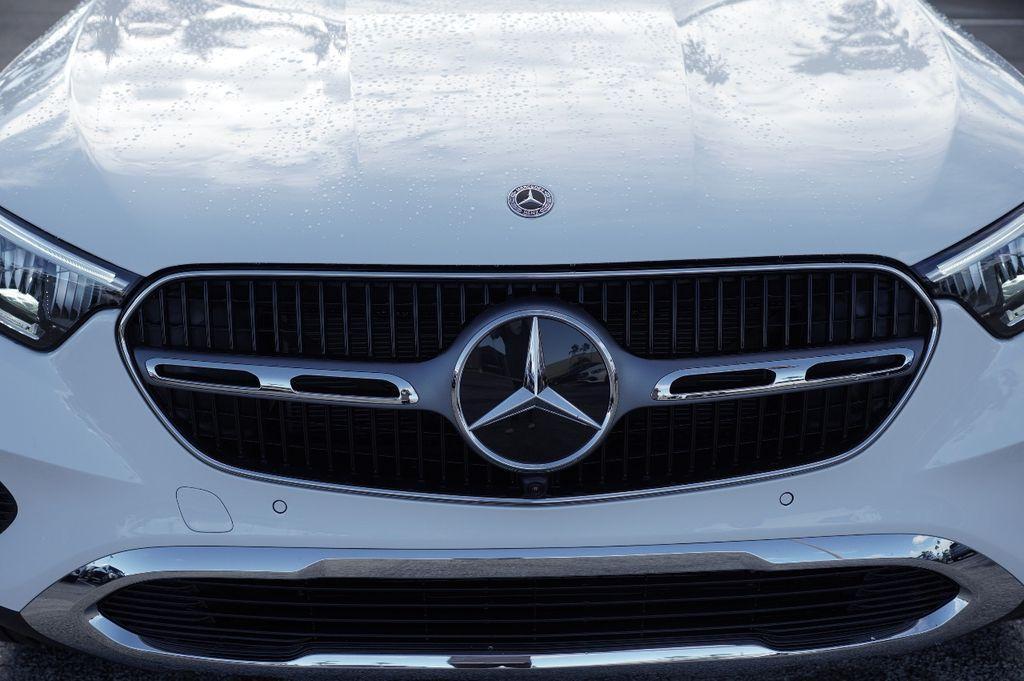new 2026 Mercedes-Benz GLC 300 car, priced at $56,150