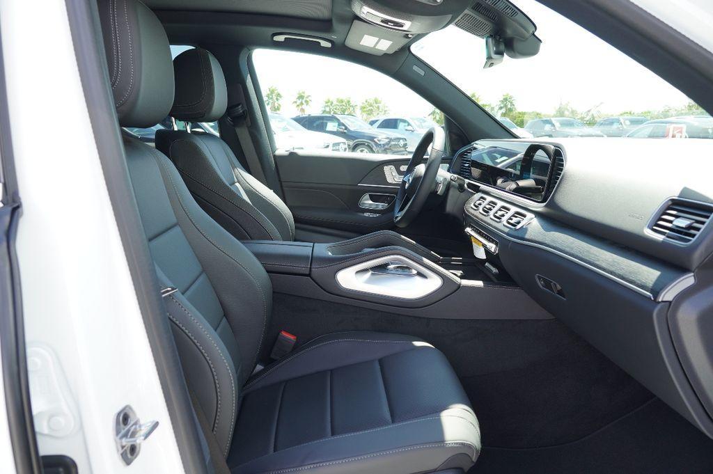 new 2026 Mercedes-Benz GLE 450 car, priced at $79,995