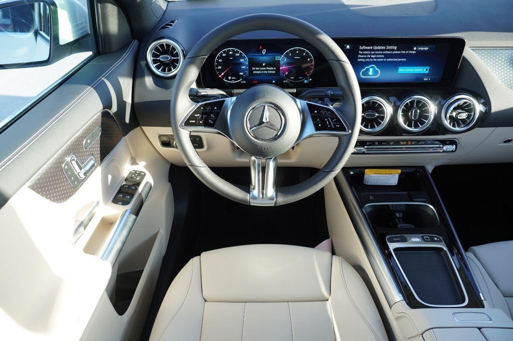 new 2026 Mercedes-Benz GLA 250 car, priced at $47,030