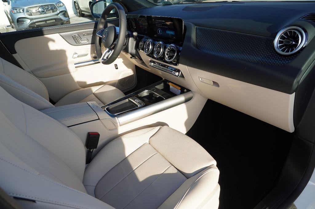 new 2026 Mercedes-Benz GLA 250 car, priced at $47,030