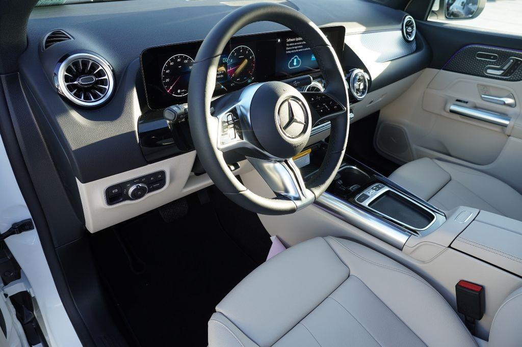 new 2026 Mercedes-Benz GLA 250 car, priced at $47,030