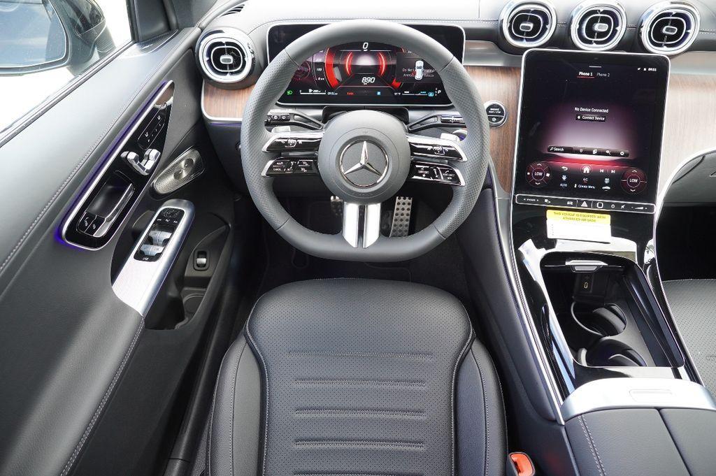 new 2025 Mercedes-Benz GLC 300 car, priced at $57,214