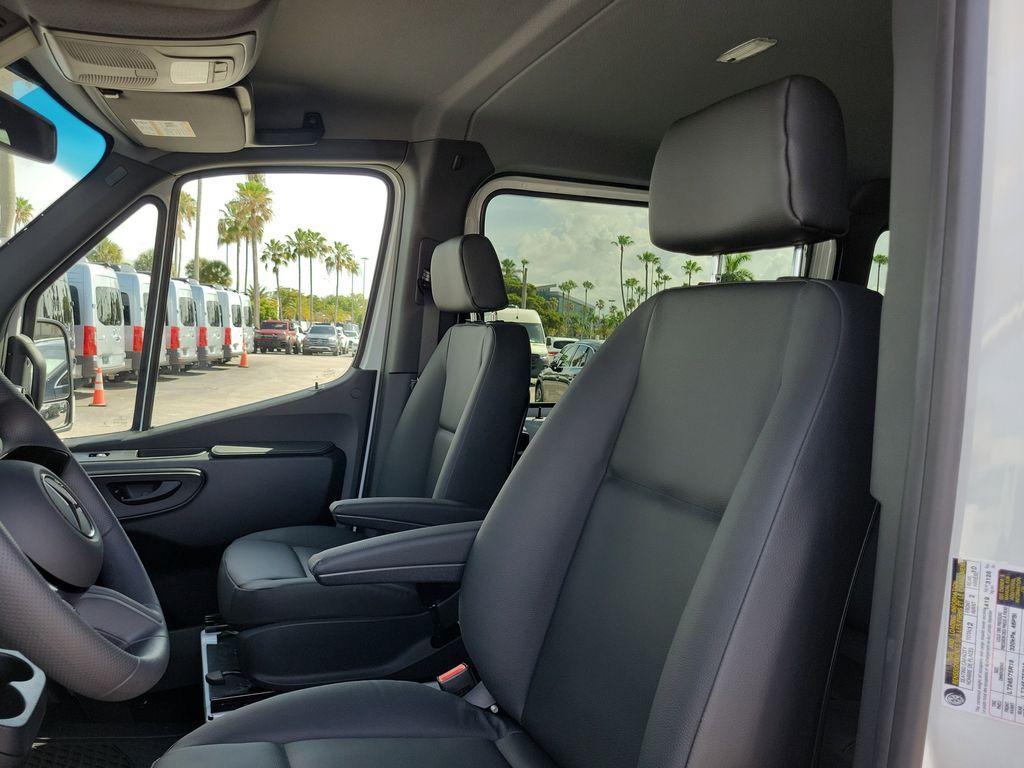 new 2025 Mercedes-Benz Sprinter 2500 car, priced at $64,107