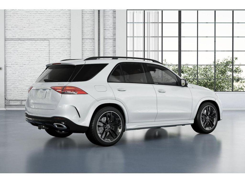new 2025 Mercedes-Benz GLE 580 car, priced at $105,030