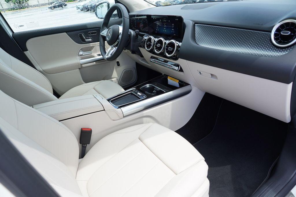 new 2026 Mercedes-Benz GLA 250 car, priced at $47,430