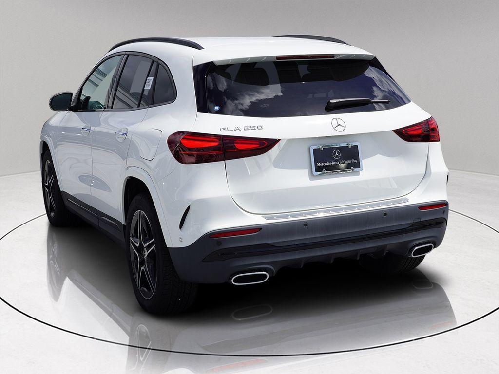 new 2025 Mercedes-Benz GLA 250 car, priced at $45,391