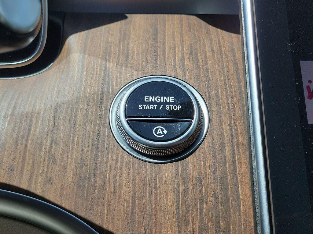used 2025 Mercedes-Benz C-Class car