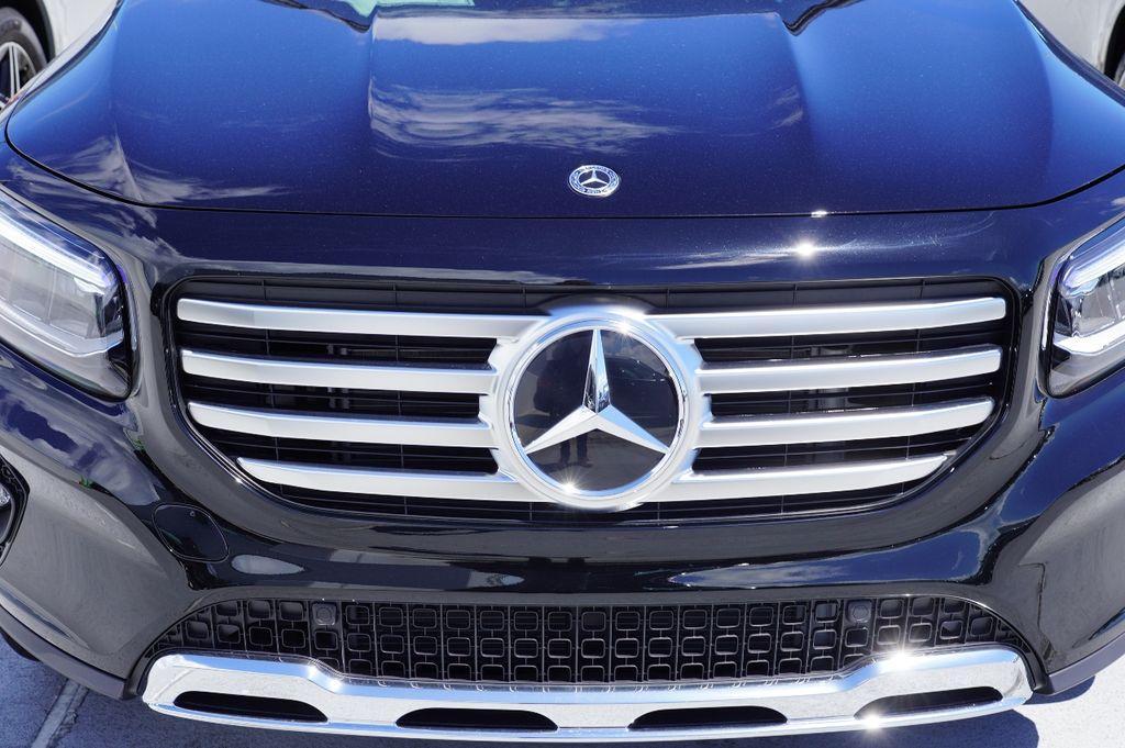 new 2025 Mercedes-Benz GLB 250 car, priced at $45,221