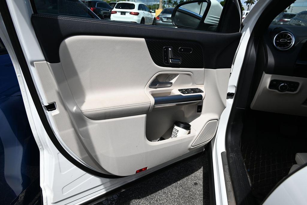 used 2025 Mercedes-Benz GLA 250 car, priced at $43,360