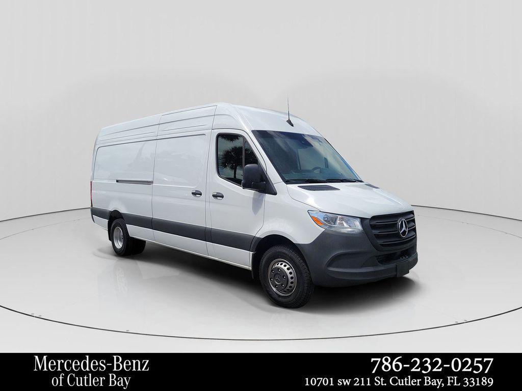 new 2024 Mercedes-Benz Sprinter 3500 car, priced at $65,082