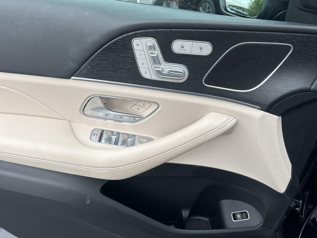 used 2024 Mercedes-Benz GLE 350 car, priced at $56,990