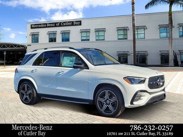 new 2025 Mercedes-Benz GLE 580 car, priced at $100,880