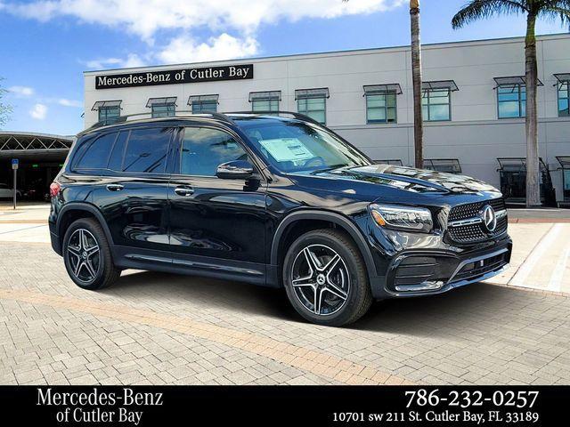 new 2025 Mercedes-Benz GLB 250 car, priced at $51,975