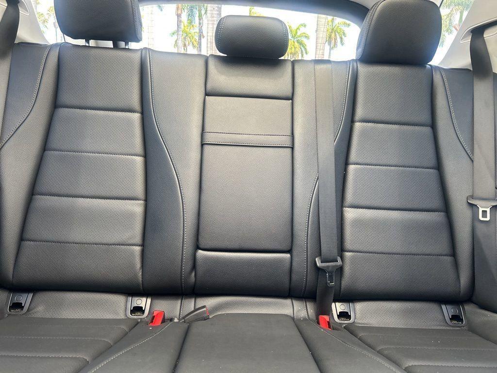 used 2024 Mercedes-Benz GLE 350 car, priced at $54,990