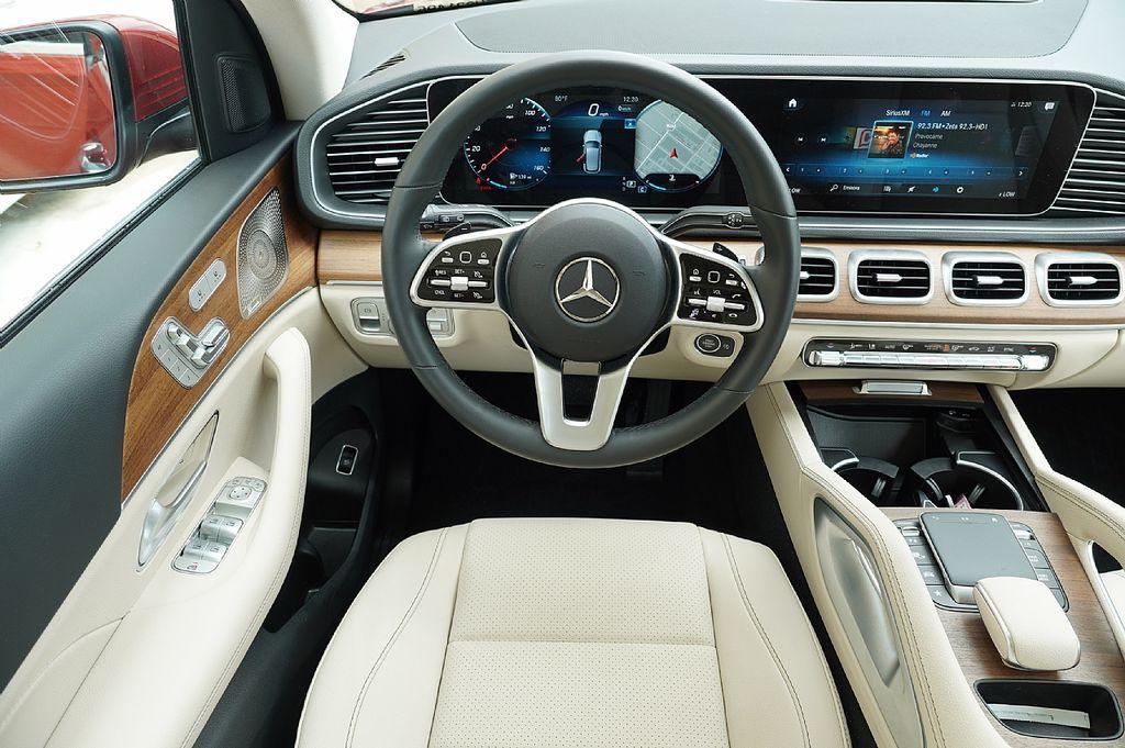 used 2022 Mercedes-Benz GLE 350 car, priced at $50,685