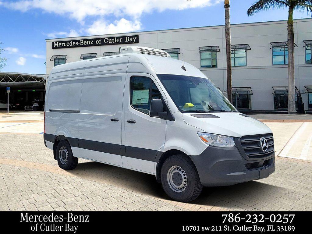 new 2025 Mercedes-Benz Sprinter 2500 car, priced at $60,305