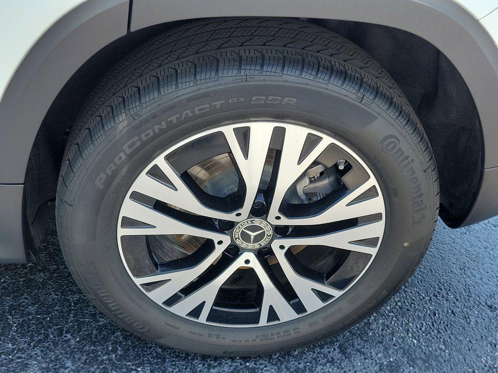 used 2025 Mercedes-Benz GLB 250 car