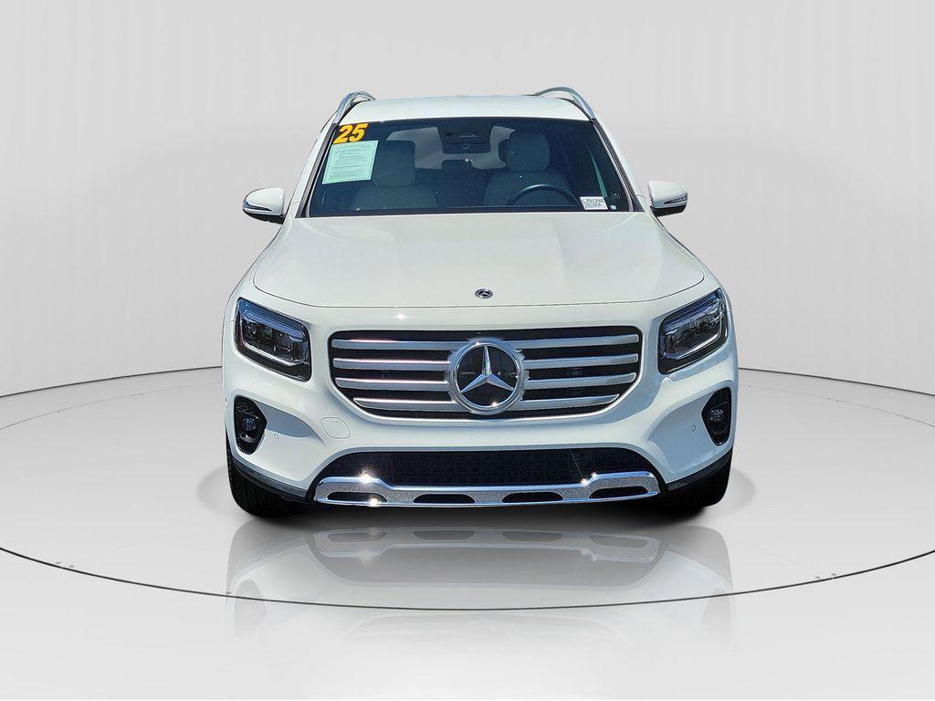 used 2025 Mercedes-Benz GLB 250 car