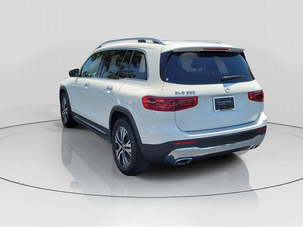 used 2025 Mercedes-Benz GLB 250 car