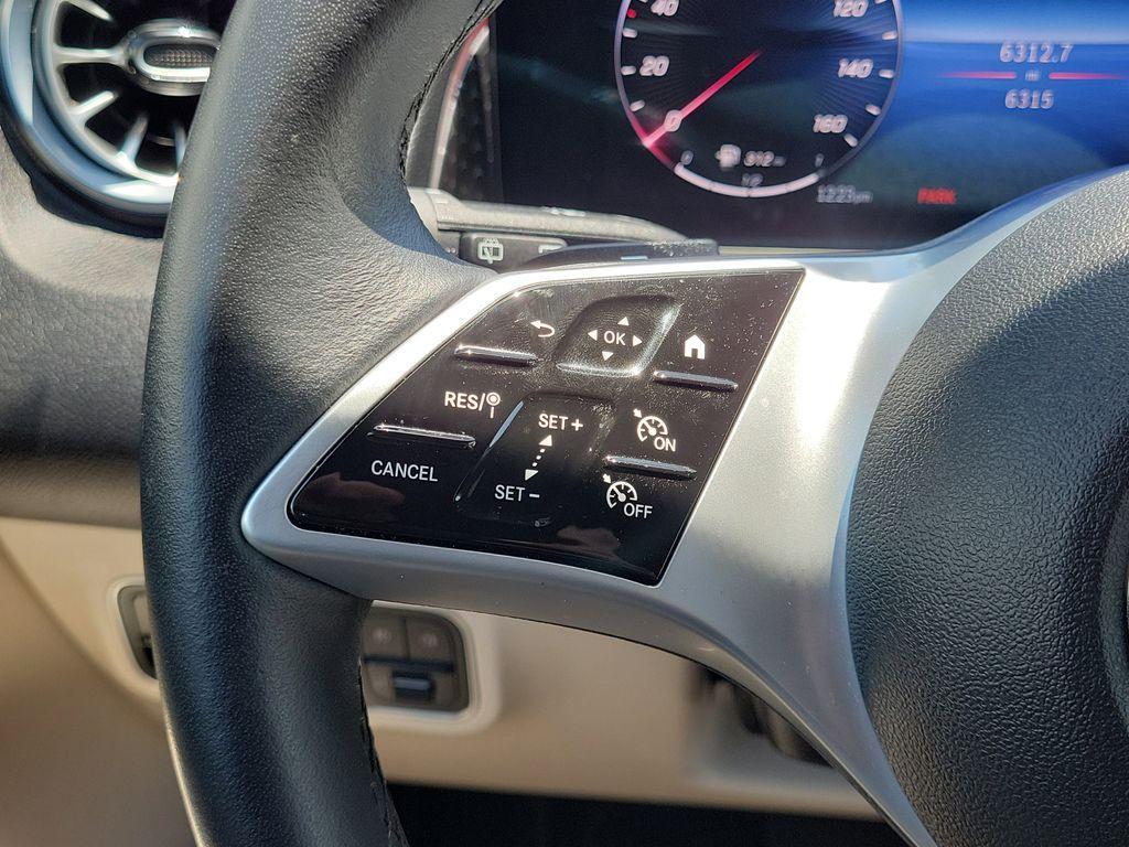 used 2025 Mercedes-Benz GLB 250 car