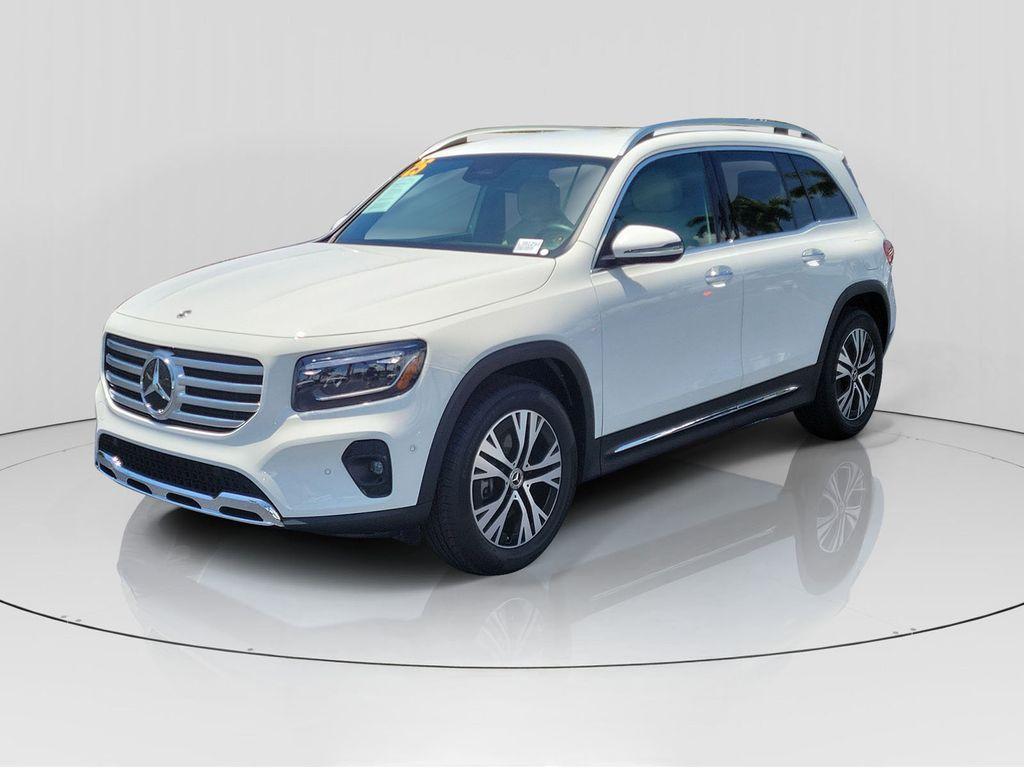 used 2025 Mercedes-Benz GLB 250 car