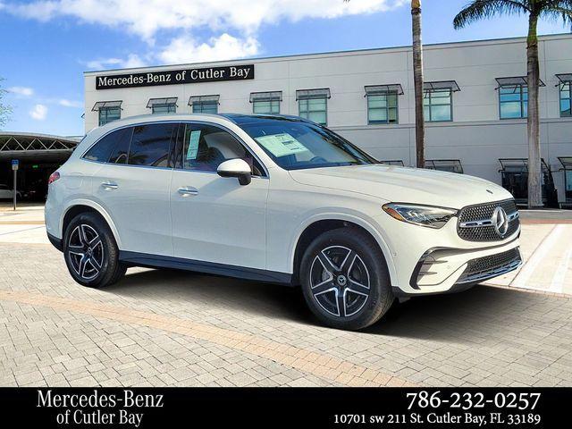 new 2025 Mercedes-Benz GLC 350e car, priced at $69,105