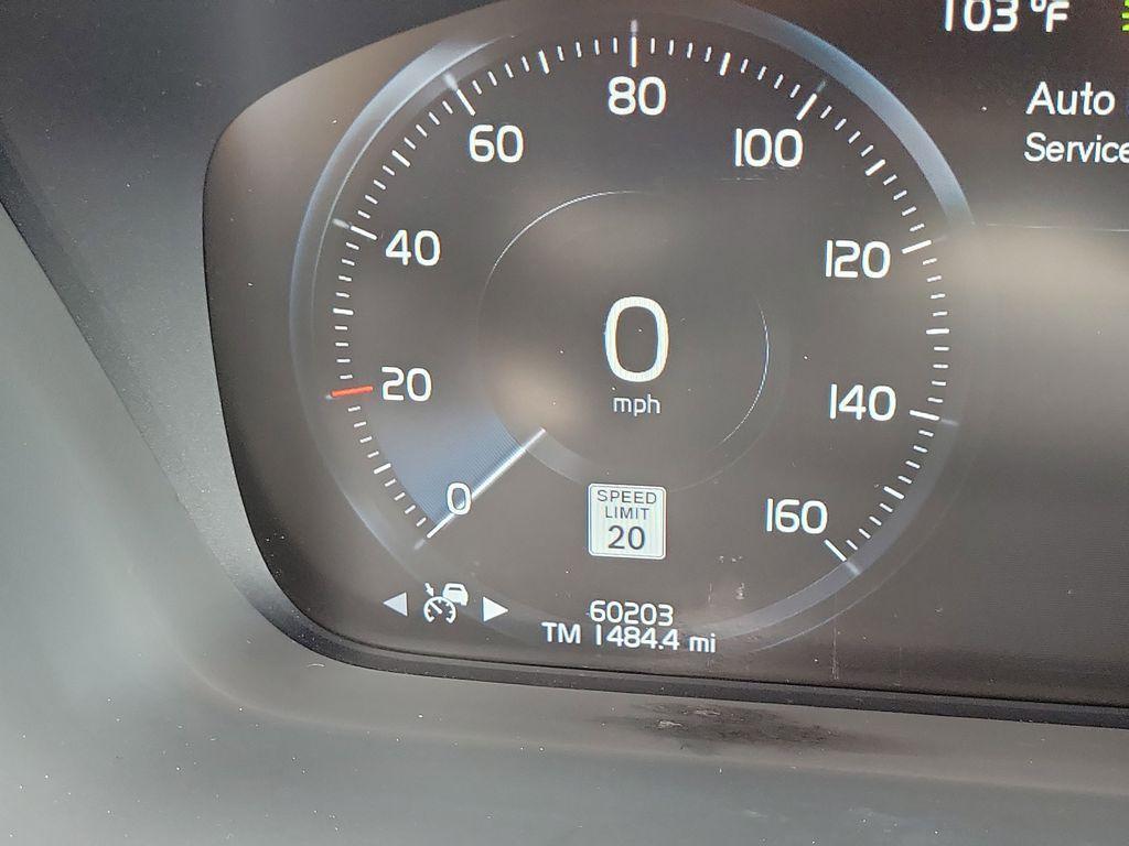 used 2021 Volvo XC90 car, priced at $27,004