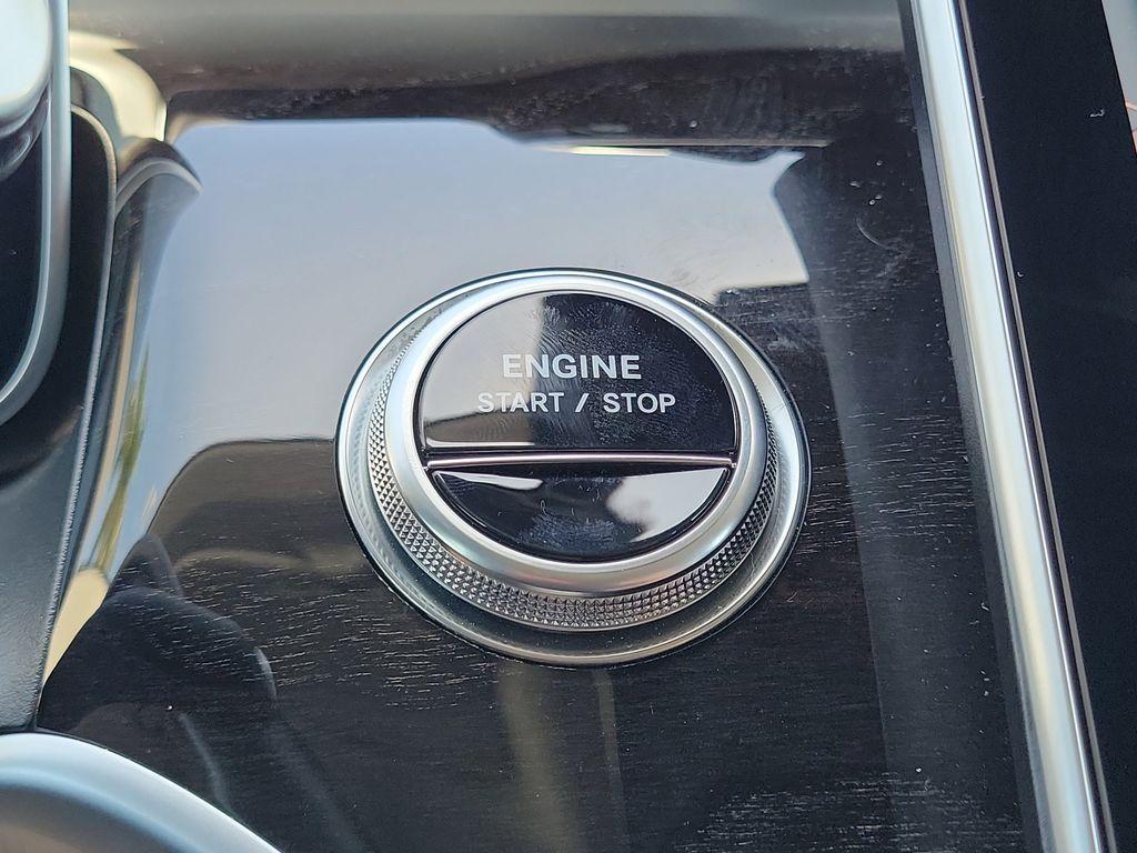used 2025 Mercedes-Benz GLC 350e car