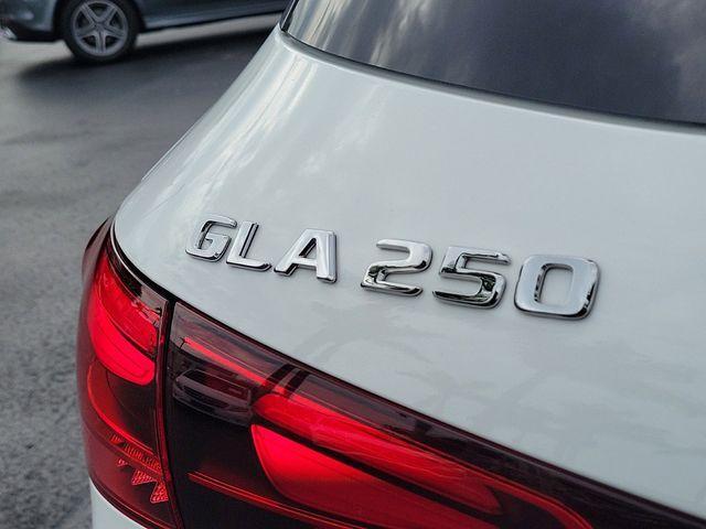 new 2025 Mercedes-Benz GLA 250 car, priced at $47,340