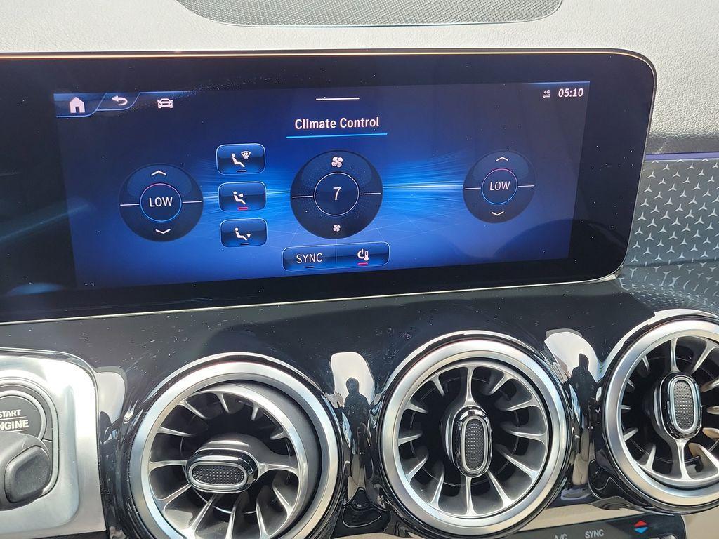 used 2025 Mercedes-Benz GLB 250 car