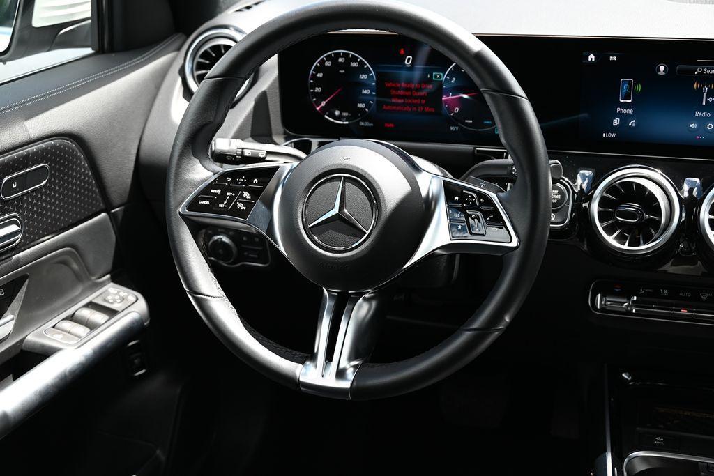 used 2025 Mercedes-Benz GLA 250 car, priced at $43,560