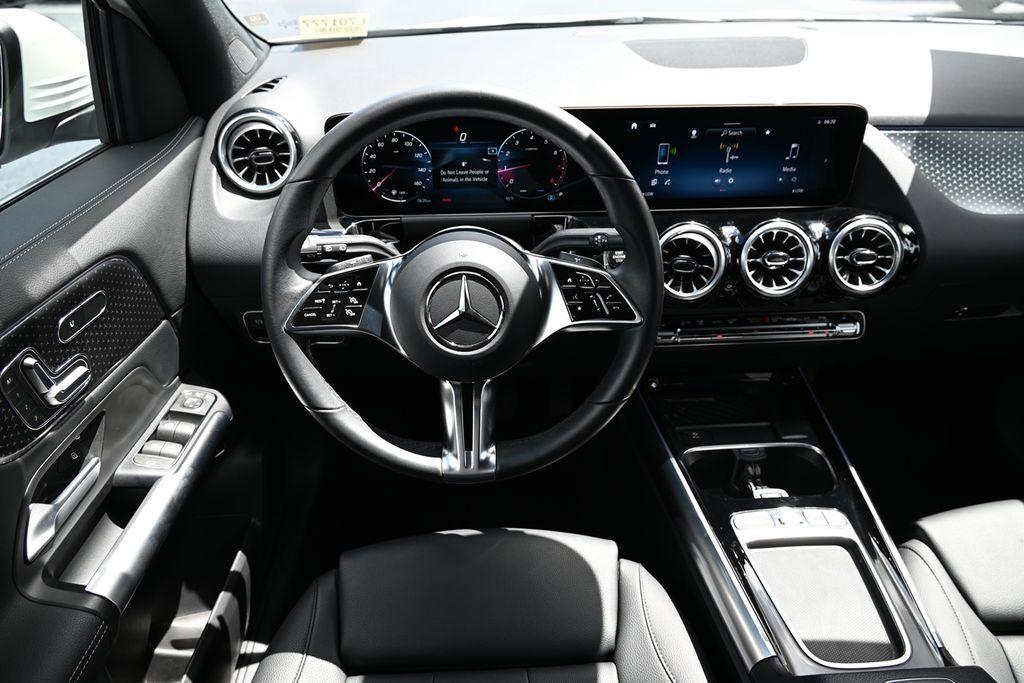 used 2025 Mercedes-Benz GLA 250 car, priced at $43,560