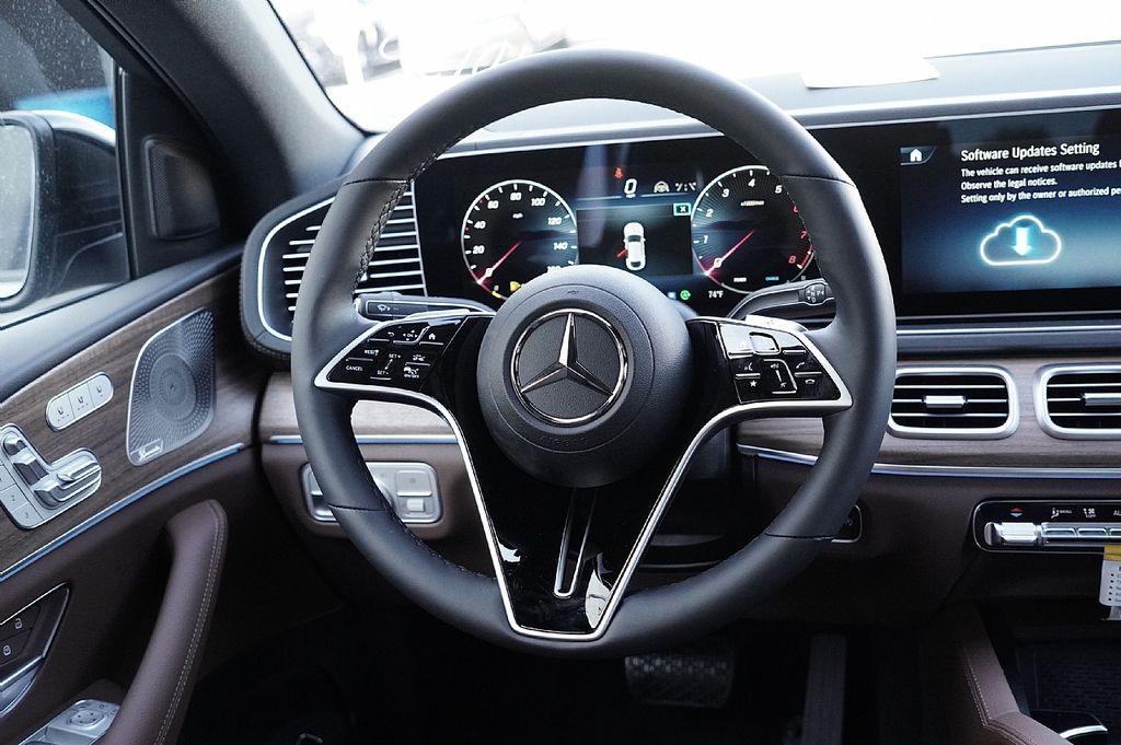 new 2026 Mercedes-Benz GLE 450 car, priced at $86,985