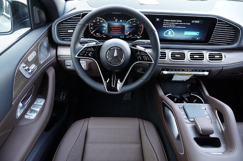 new 2026 Mercedes-Benz GLE 450 car, priced at $86,985