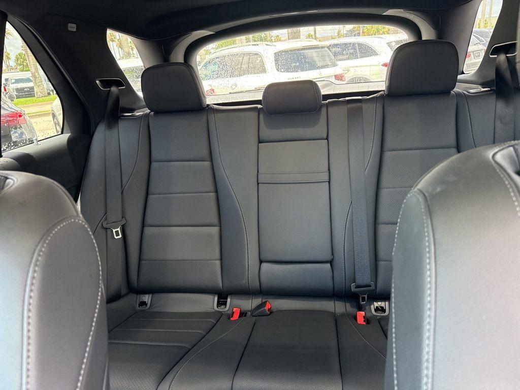 used 2022 Mercedes-Benz GLE 350 car, priced at $42,000